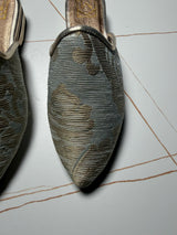الزهرة المذهبة